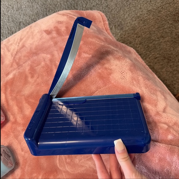 Mini Paper Cutter - Picture 7 of 8